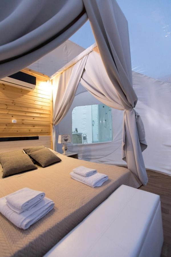 Hotel Bubble Tent Nea Moudania Exterior foto